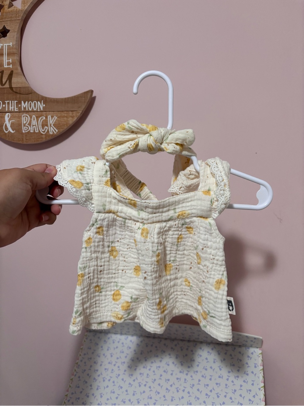 Cream Floral Ruffle Shoulder Baby Top with Headband